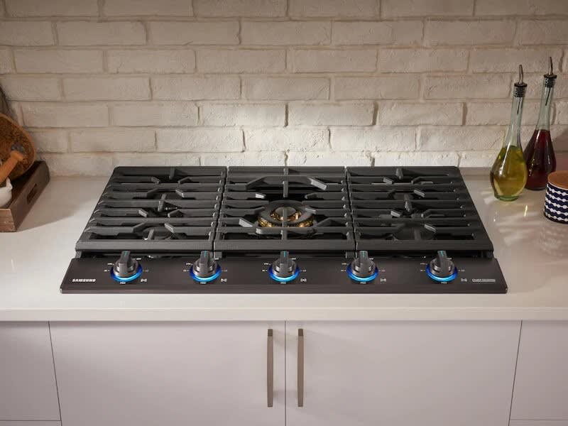 Samsung NA30N9755TM 30 Inch Smart Gas Cooktop with WiFi, Bluetooth, 22K