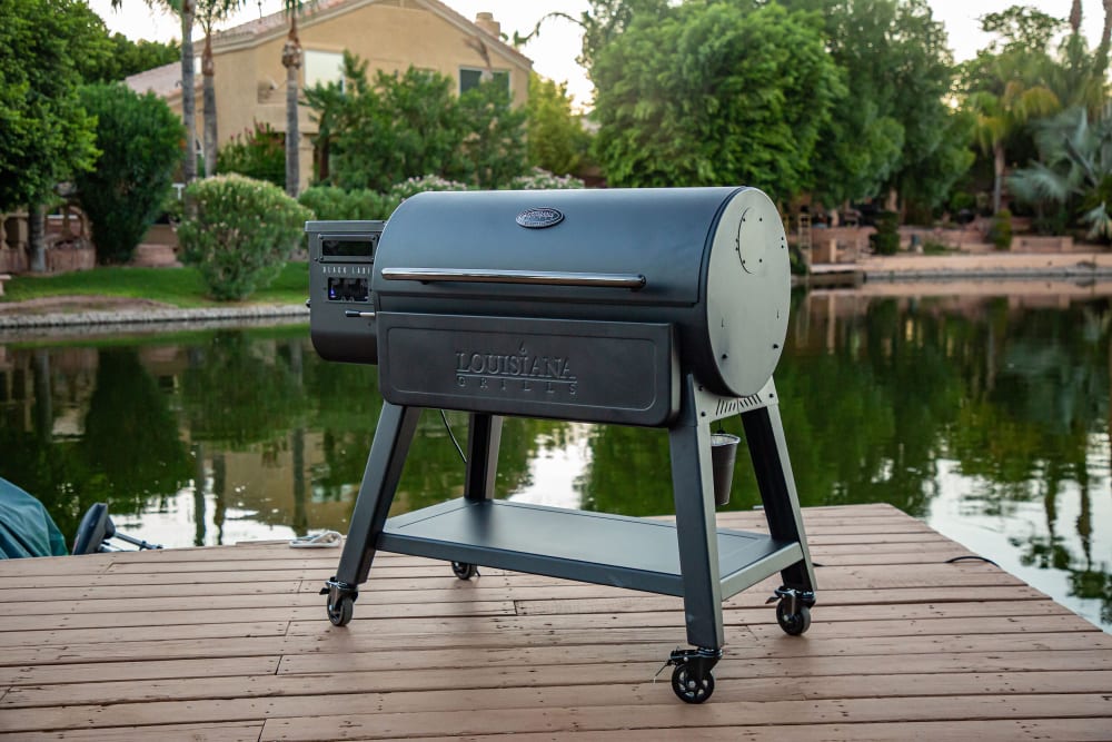 Louisiana Grills 10640 57 Inch Freestanding Smart Wood Pellet Grill
