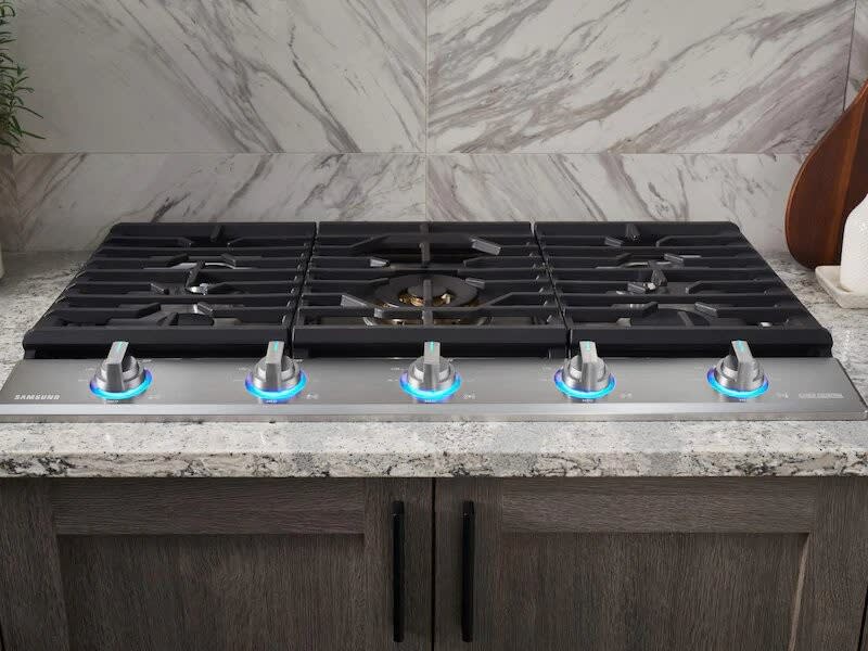 Samsung NA30N9755TS 30 Inch Smart Gas Cooktop with WiFi, Bluetooth, 22K