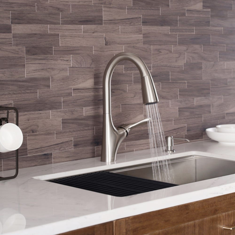 Kraus KPF1674SFS Single Handle Kitchen Faucet with 1.8 GMP Flow Rate