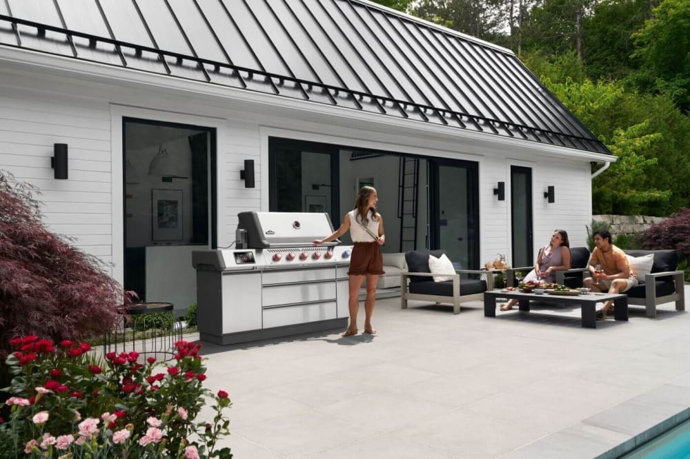 Napoleon PRO665VXRSIBNSS 77 Inch Natural Gas Grill with 1,141 sq