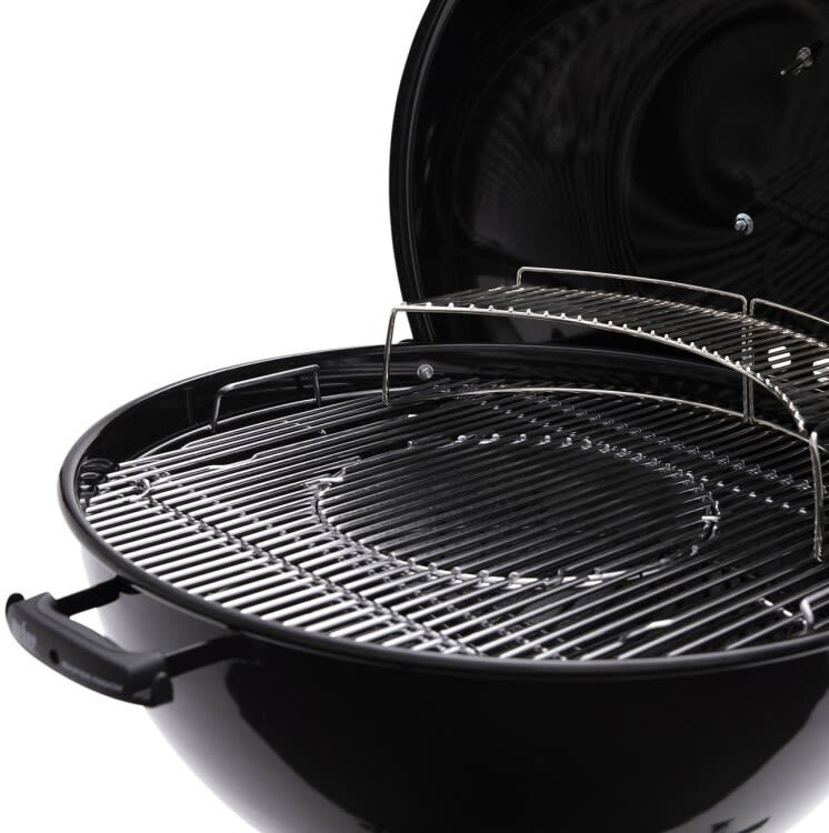 Weber 1500064 27-Inch Master-Touch Charcoal Grill with 588 Sq. In
