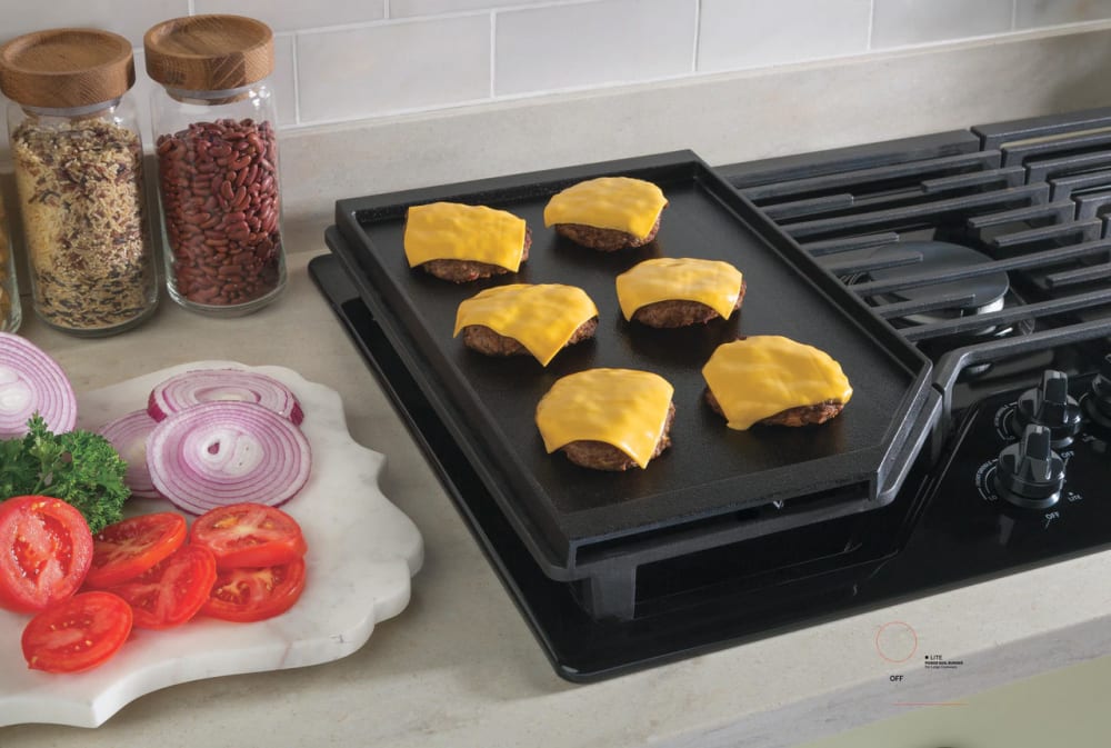 GE JXGRIDL230 30 Inch Cast Iron Cooktop Griddle