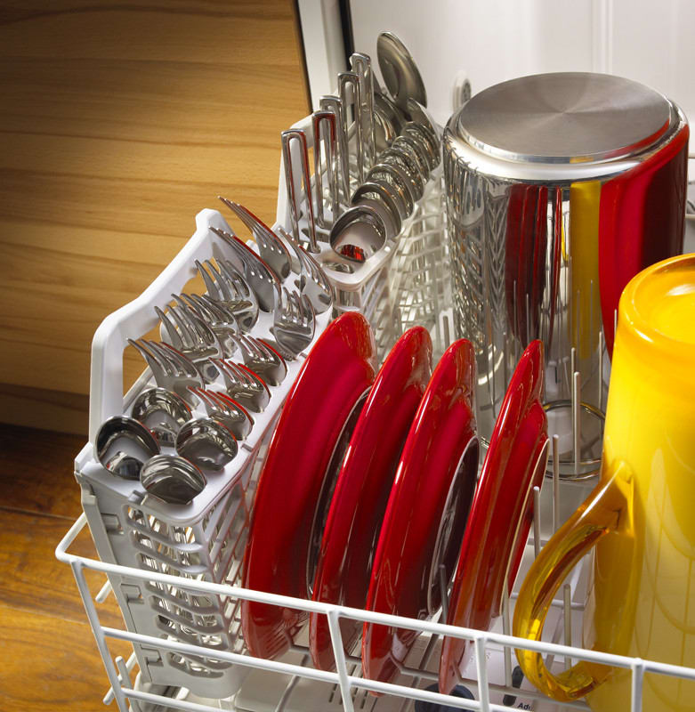 Amana ADB1400AWS Full Console Dishwasher with 3 Wash Cycles, Twice as