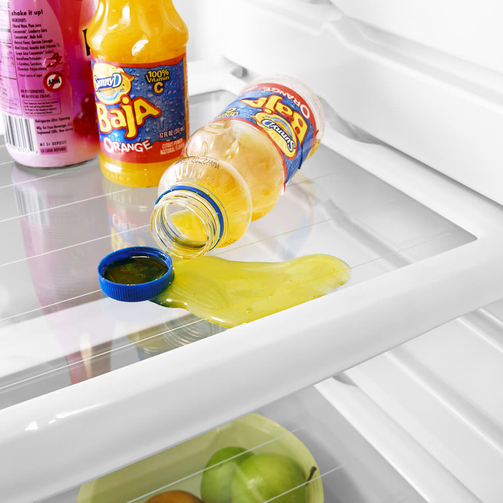 Amana ATF1822MRE 17.6 cu. ft. TopFreezer Refrigerator with 2