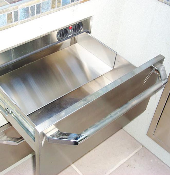 Dacor IOWO24S 24 Inch Integrated Indoor/Outdoor Warming Oven with 1.44 cu. ft. Capacity, Four