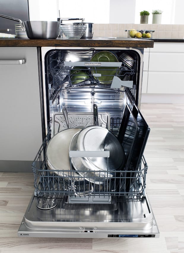 Asko D5894XXLFI Fully Integrated Dishwasher with 17Place Settings, 15