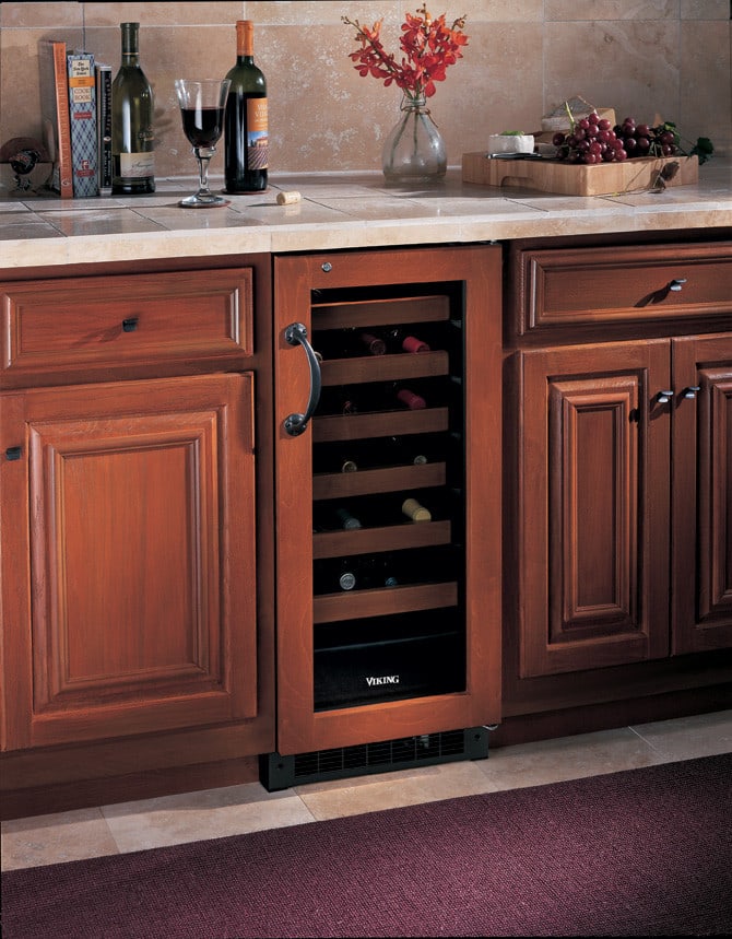 Viking DFUW154C 15 Inch Wine Cellar with 24Bottle Capacity, 6 Wire