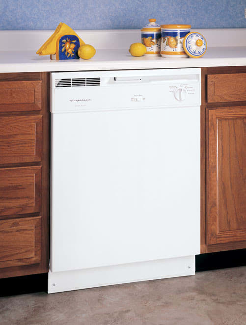 Frigidaire FDB126RBS Full Console Dishwasher With 5 Cycles 2 Level Frigidaire FDB126RBS Full Console Dishwasher With 5 Cycles 2 Level