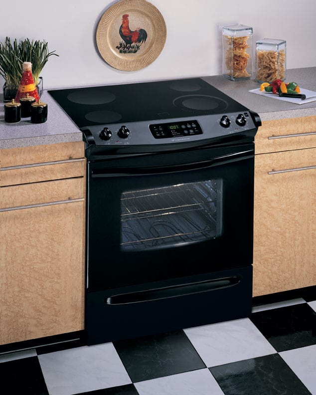Frigidaire FES365EB 30 Inch SlideIn Electric Range with 4 Radiant