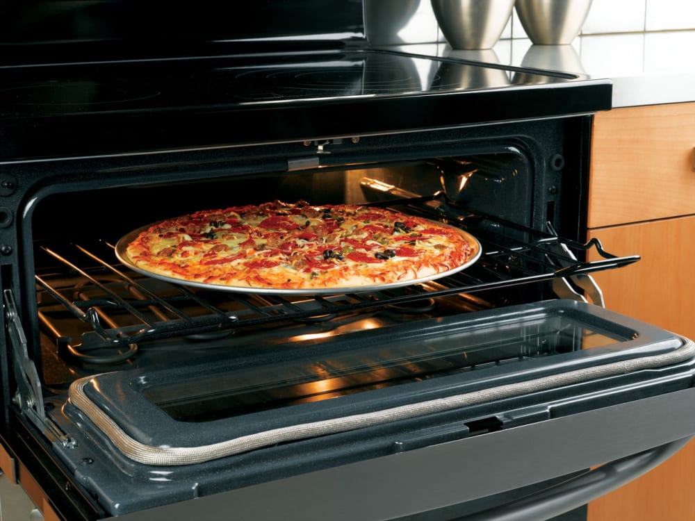 GE PB975BMBB 30 Inch Electric Range with 5 Radiant Elements, TriRing