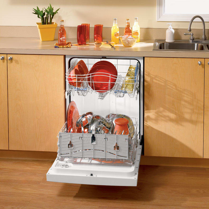 Whirlpool GU2400XTPS 24 Inch BuiltIn Dishwasher with 5 Automatic