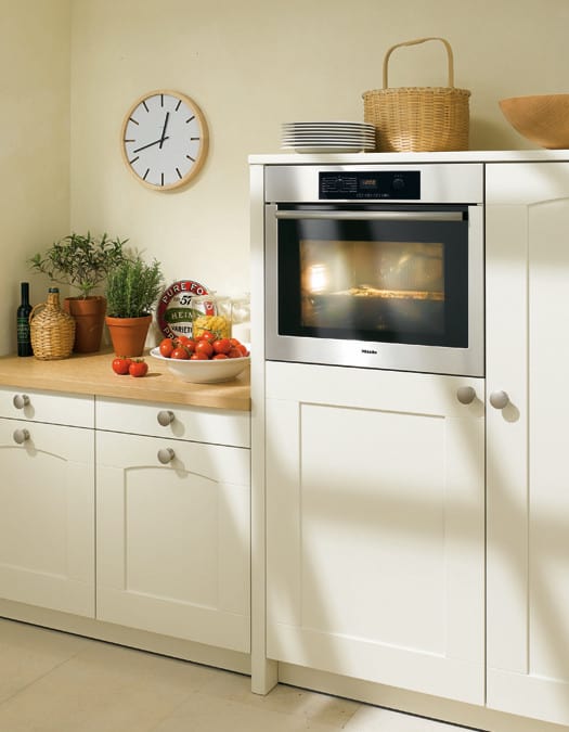 Miele H4742BPSS 27 Inch Electric Single Wall Oven with True European Convection Two Zone Infrared Broiling ThermoClean System Halogen Lights and Automatic Temperature Settings