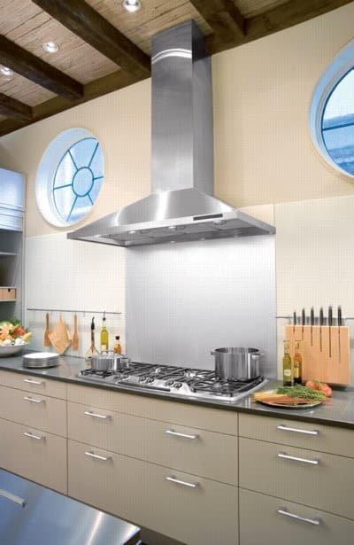 Thermador chimney 2025 wall hood