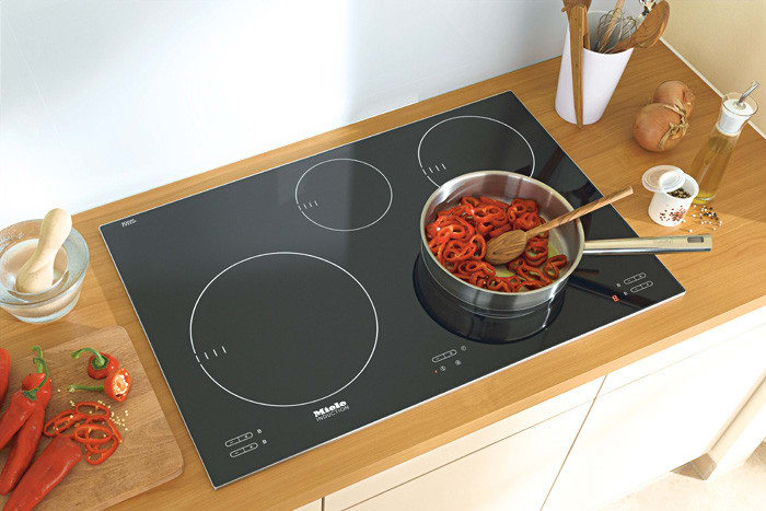 Miele KM5753 30 Inch Induction Cooktop with 4 Cooking Zones 