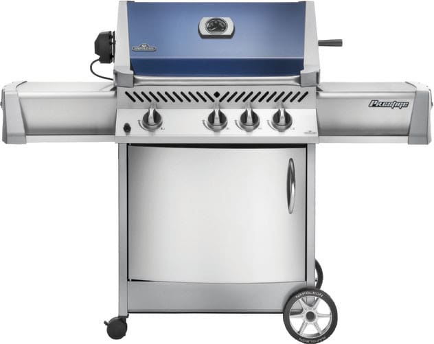 PapoeaNieuwGuinea neef elleboog Napoleon PT450RBNB4 65 Inch Freestanding Gas Grill with 695 sq. in. Total  Cooking Surface, 62,000 Total BTU, 3 Bottom Tube Burners, Rear Infrared  Rotisserie Burner, Stainless Steel WAVE Rod Cooking Grids and