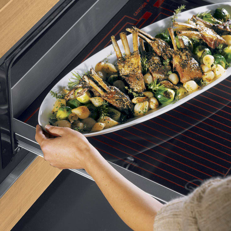 Thermador WDC30D 30 Inch Convection Warming Drawer with Ceramic