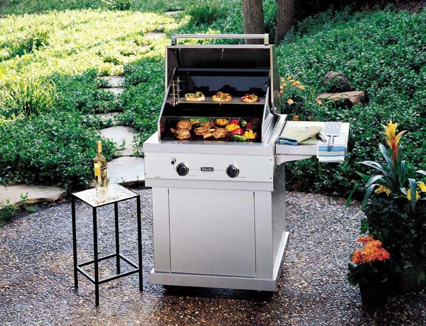 Viking VGBQ0302TL 30 Inch Built-in Gas Grill with 563 sq. in