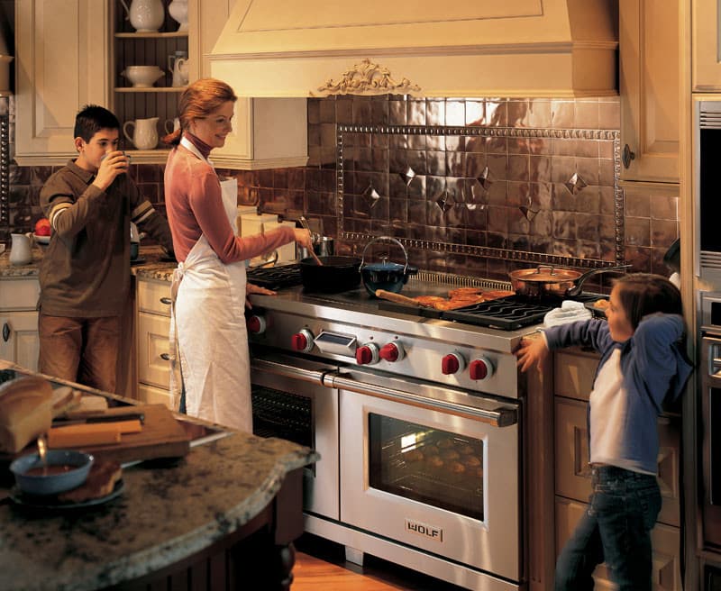 Dual Fuel Cooking in your Kitchen with a Wolf Range Cooker