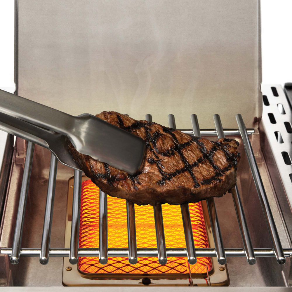 Broil King BK958944 REGAL S 590 PRO Freestanding Gas Grill with