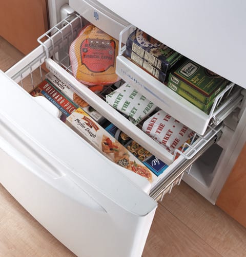 Ge refrigerator hot sale bottom freezer