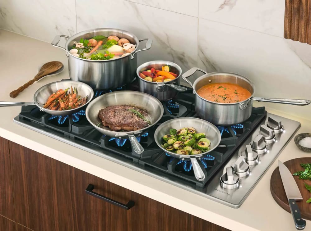 BlueStar BSDCTX8366BPLT 36 Inch Cooktop with 6 X-8™ Sealed Burners