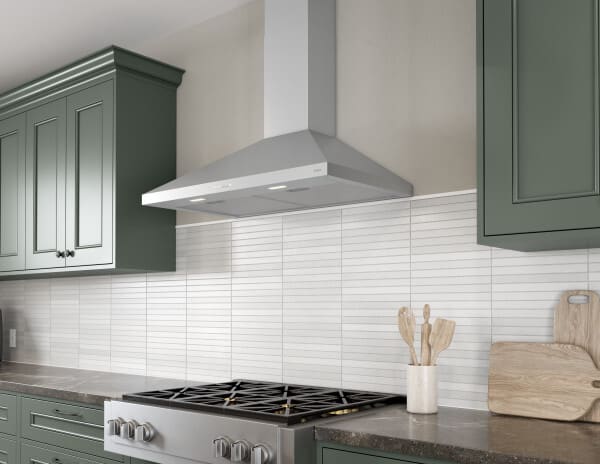 Brisas BVEE36CS 36 Inch Wall Mount Range Hood with 3-Speed 600 CFM