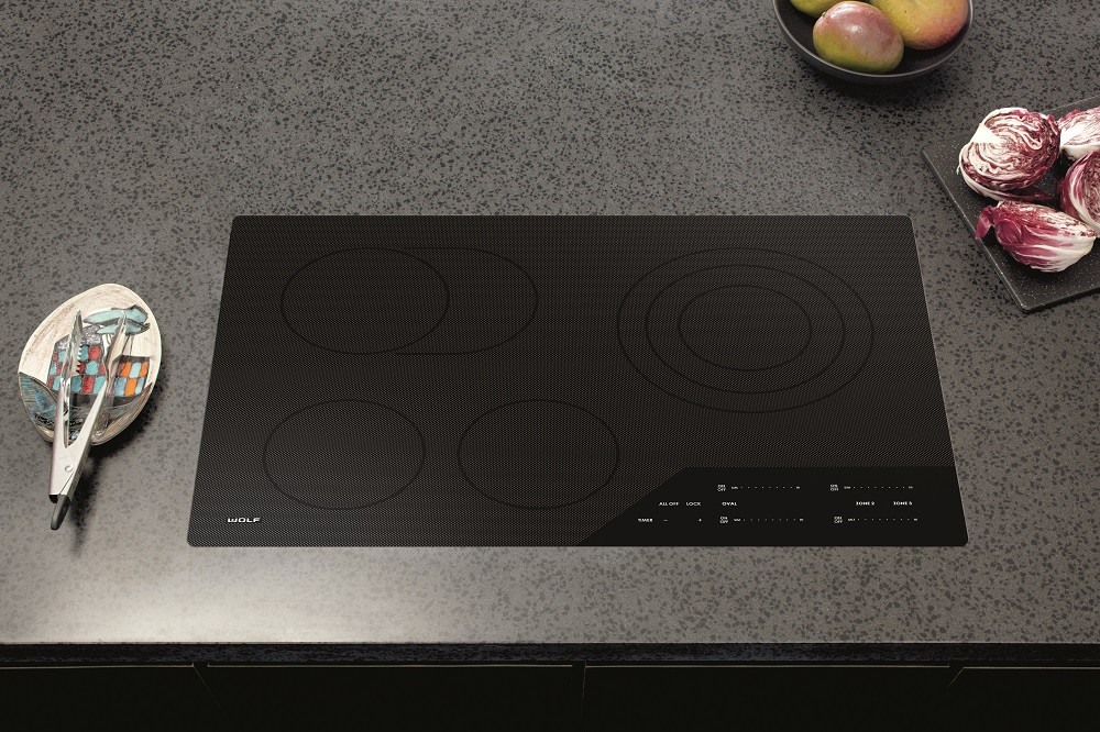 Wolf 30 Contemporary Electric Cooktop (CE304C/B)