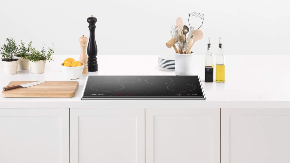 Fisher & Paykel CI304PTX1N 30 Inch Induction Cooktop with 5 Cooking Zones, Touch & Slide
