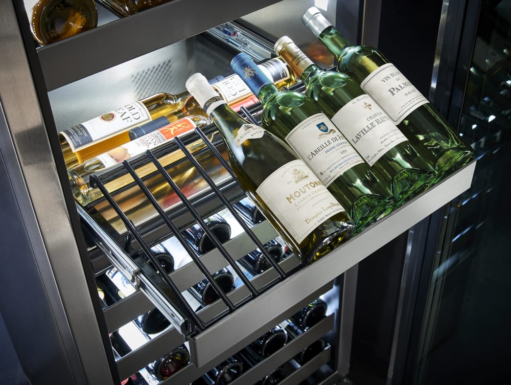 Perlick CR24D14R 24 Inch Wine Reserve with 86 Bottle Capacity