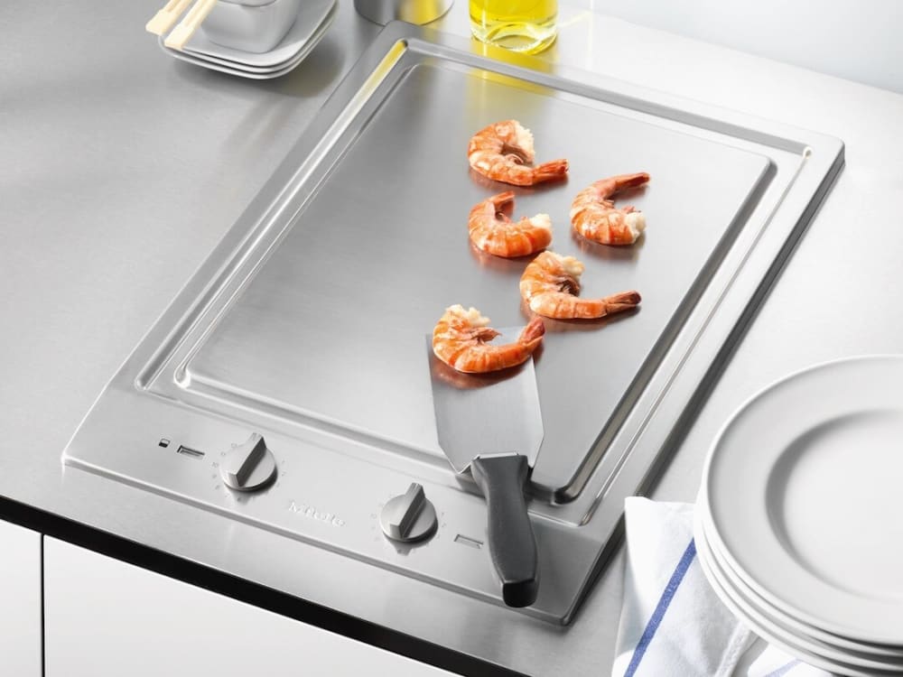 Miele CS1327Y 15 Inch Electric Modular Tepan Yaki Cooktop with 2