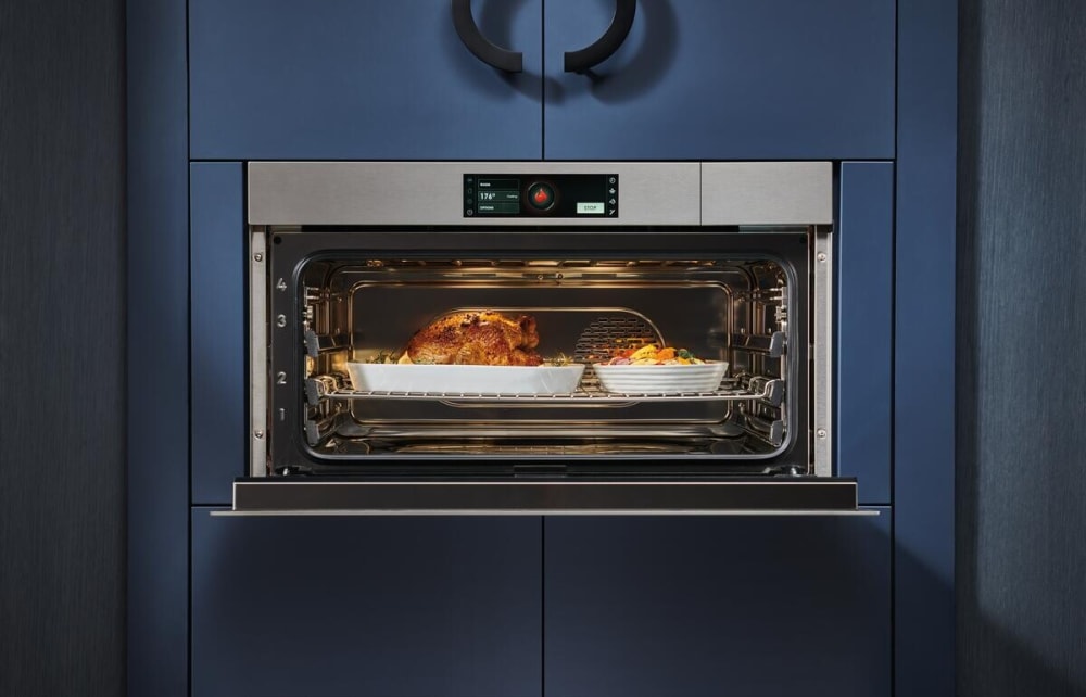 Wolf CSOP3050CMS 30 Inch Contemporary Plumbed Convection Steam Oven