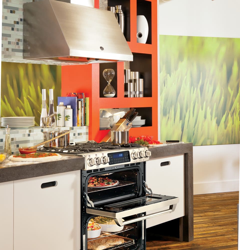 GE CV966TSS 36 Inch Commercial Wall Mount Hood with 590 CFM, 4 Fan