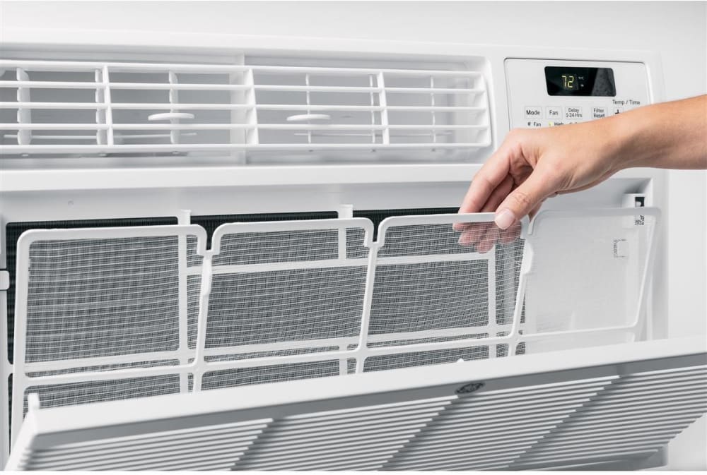 GE AKCQ12DCA 12,000 BTU Room Air Conditioner with 9.8 EER, 3.6