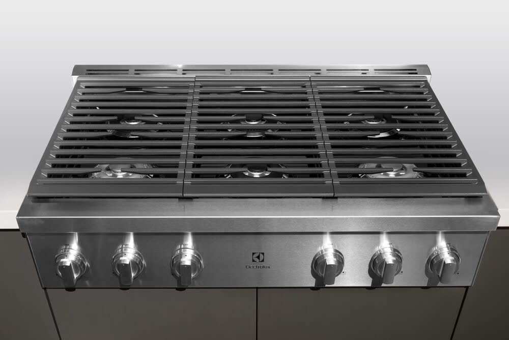 Electrolux ECCG3672AS 36 Inch Rangetop with 6 Sealed Burners, Cast Iron