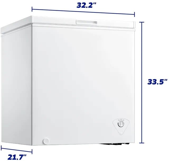 Element ECF70MD1BW 33 Inch Freestanding Chest Freezer with 7.0 cu. ft