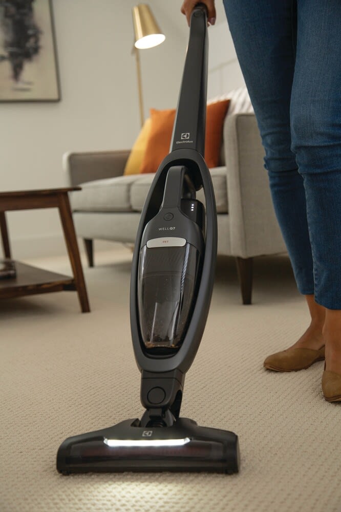 Electrolux EHVS35P2AT WellQ7™ Pet Cordless 2-in-1 Stick Vacuum with ...