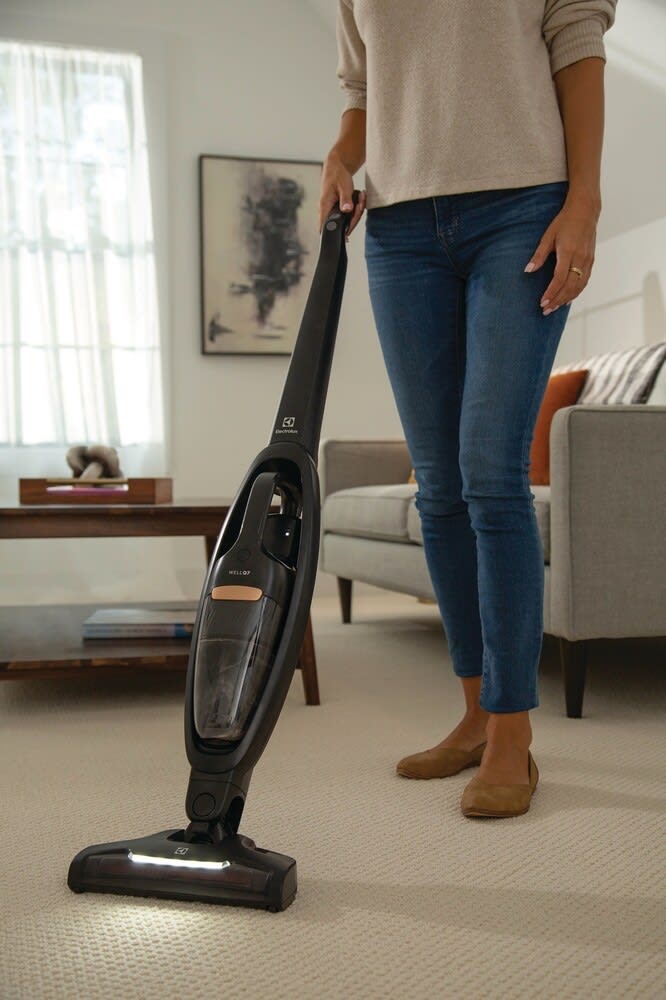 Electrolux Wellq7 Vacuum Denim Blue