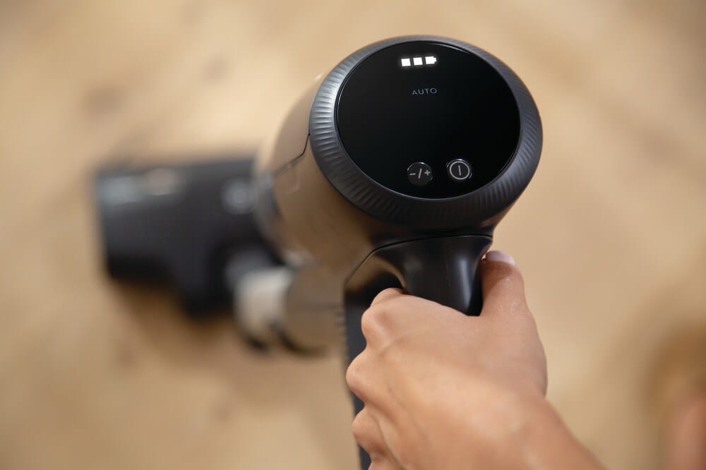 Electrolux EHVS85S3AU Ultimate800™ Cordless Stick Vacuum with BrushRoll