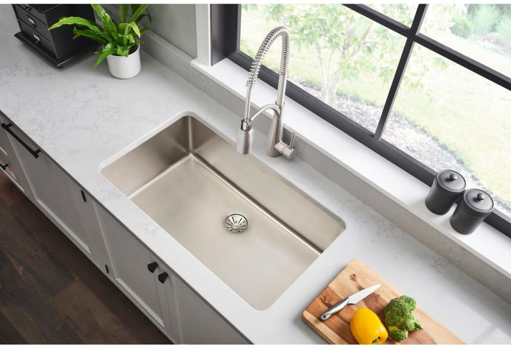 Elkay ETRU30179PD 32 Inch Iconix Single Bowl Kitchen Sink and Perfect
