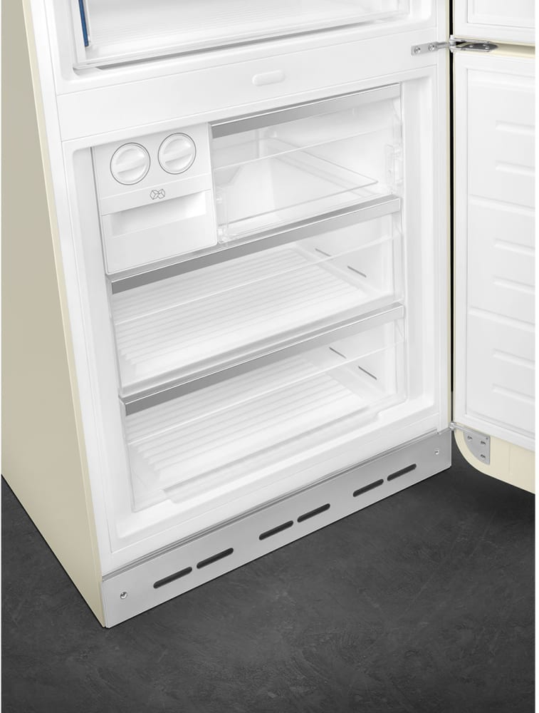 SMEG 50'S STYLE Double door freestanding refrigerator Class A++ By Smeg