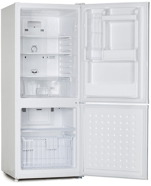 Avanti FFBM92H0W 24 Inch BottomFreezer Refrigerator with Adjustable