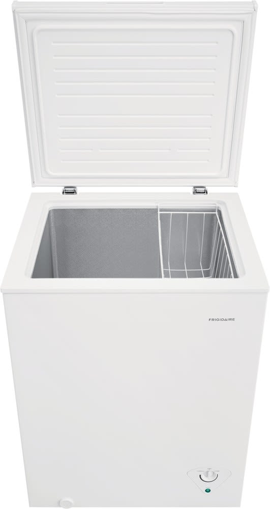 Frigidaire FFCS0522AW 25 Inch Chest Freezer with 5 Cu. Ft. Capacity ...