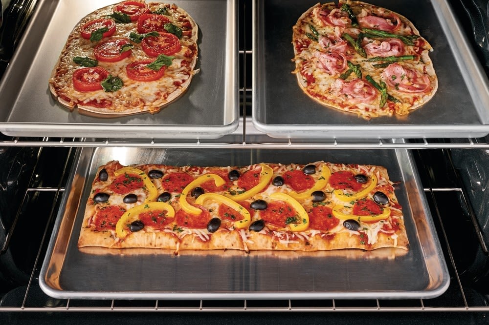 Frigidaire FFEF3012UB 30 Inch Electric Range with StoreMore™ Storage