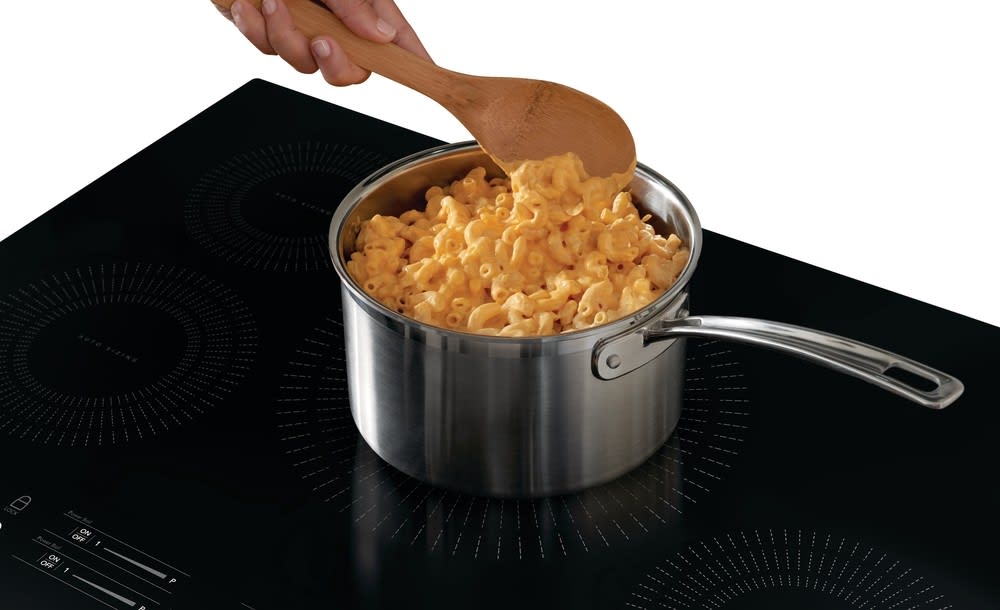 Frigidaire FFIC3026TB 30 Inch Induction Cooktop with Auto Sizing™ Pan
