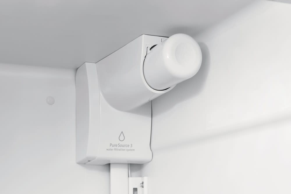 Frigidaire FFSS2615TE 36 Inch SidebySide Refrigerator with 25.5 Cu