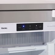 Viking 5 Series 15 in. Ice Maker with 26 Lbs. Ice Storage Capacity, Clear  Ice Technology & Digital Control - Custom Panel Ready