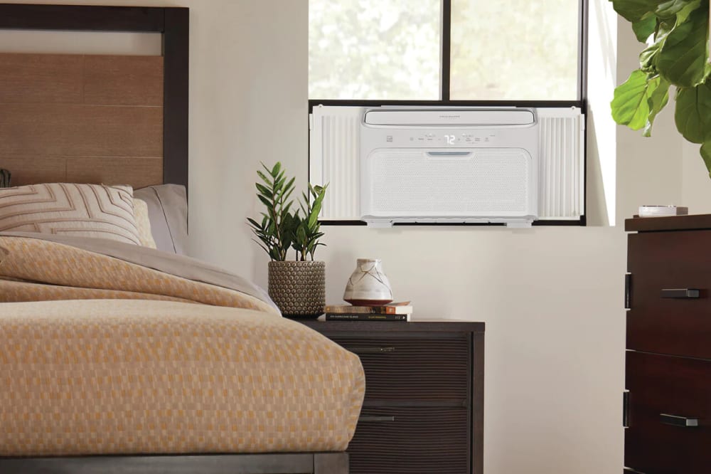 Frigidaire GHWQ123WC1 Smart Inverter Room Air Conditioner with Quiet