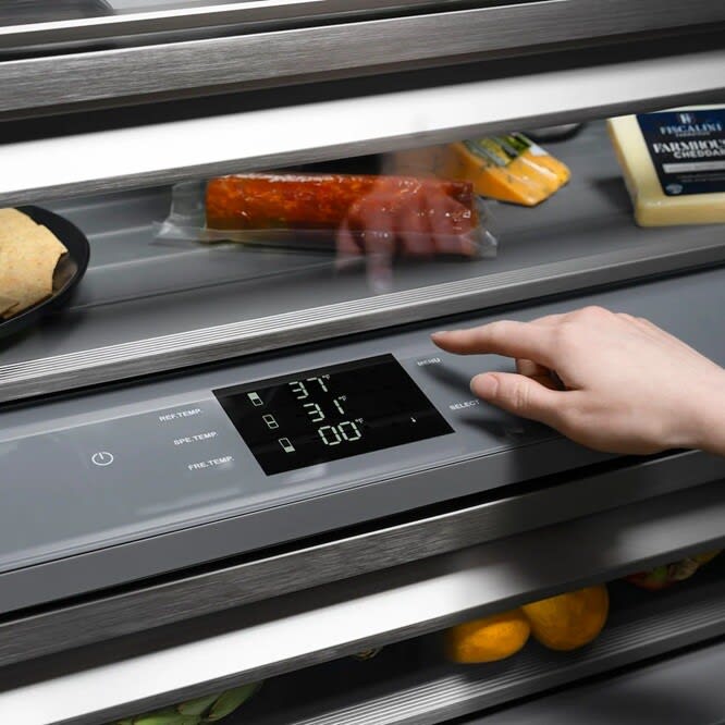 ZLINE GRBIV30 30 Inch Built-In Bottom-Freezer Refrigerator with