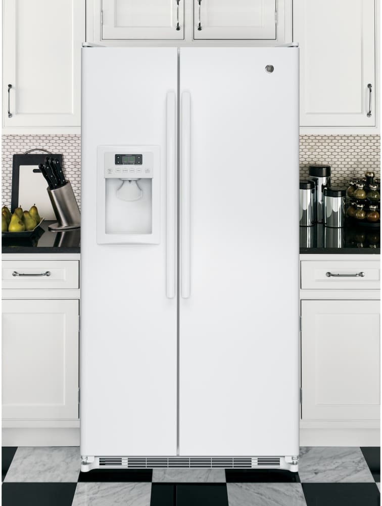 GE GSE25ETHWW 36 Inch SidebySide Refrigerator with 24.7 cu. ft